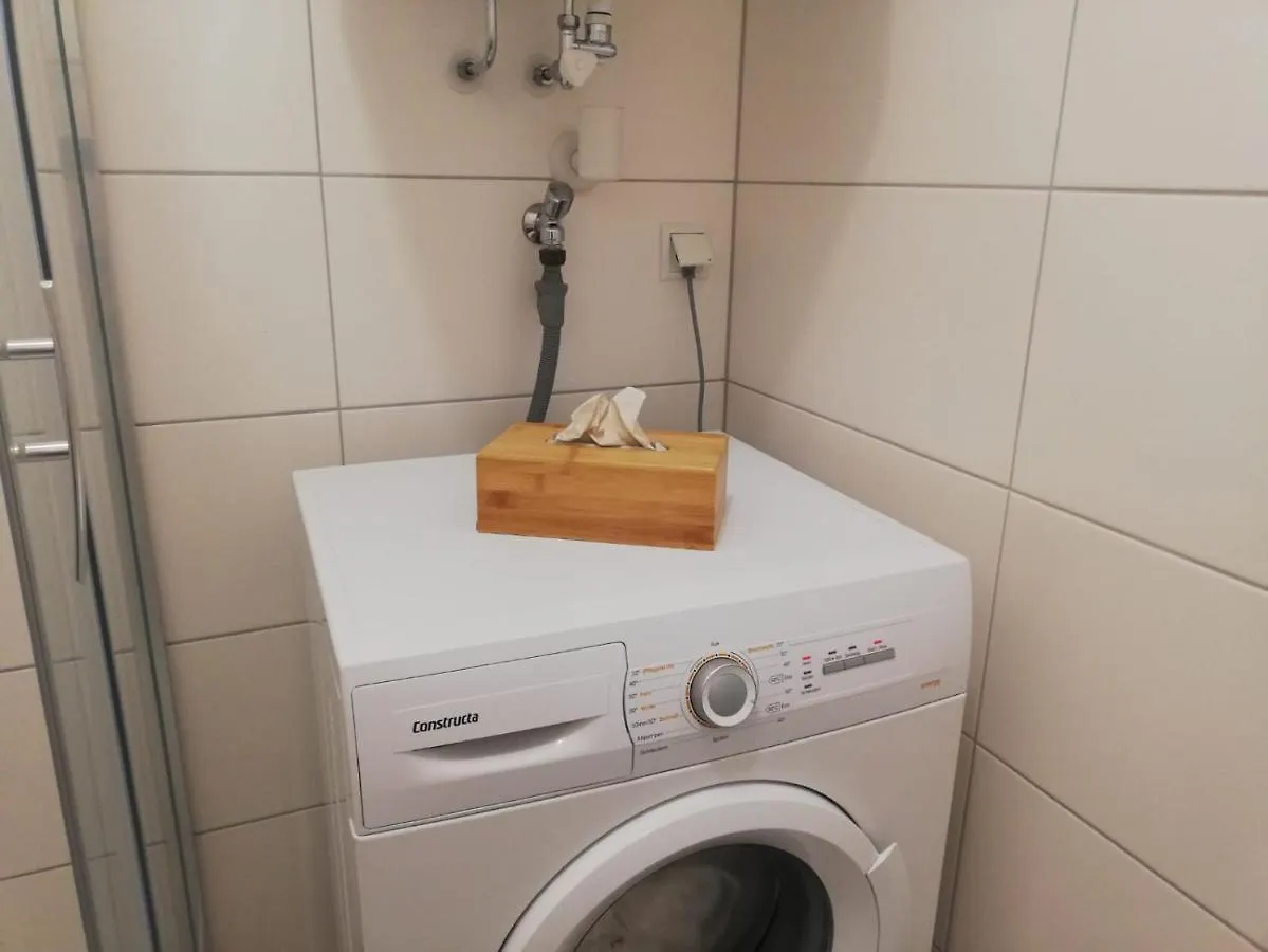 Tamliving Center Luxury 4 Rooms Smart Tv Kitchen Great View Грац Апартаменты